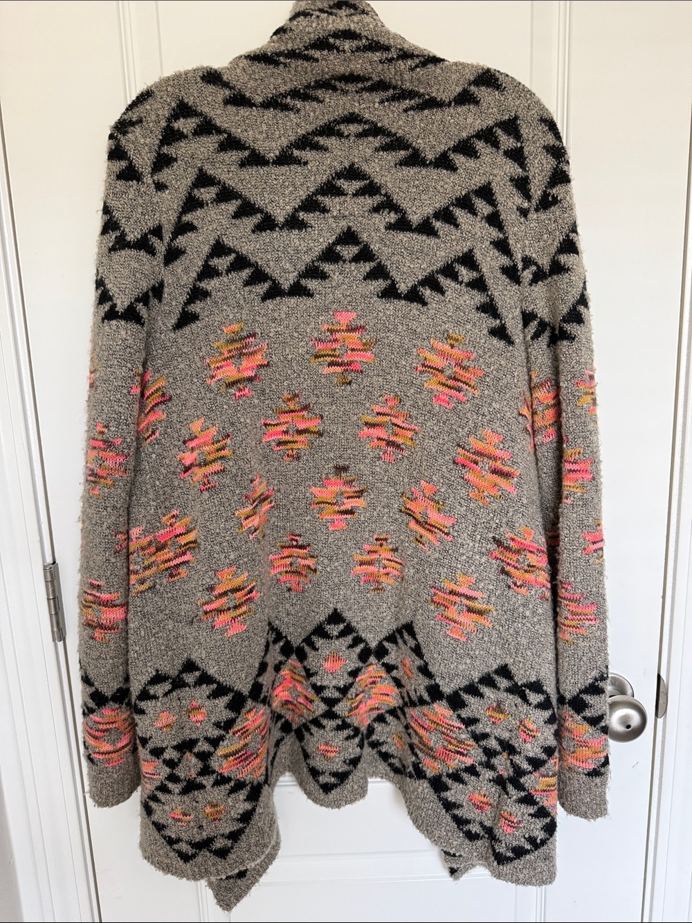 Cozy Aztec Open-Front Cardigan Sweater - Gray with Pink & Orange Accents - Picture 9 of 12
